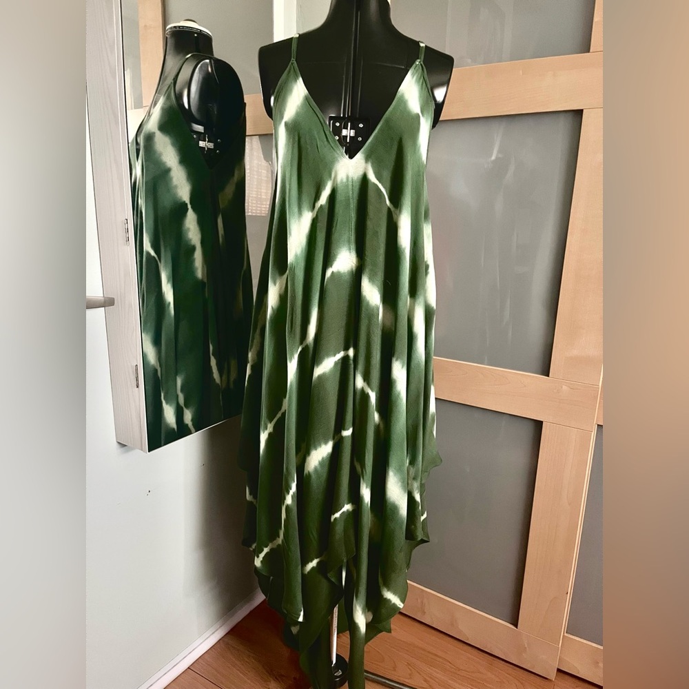 Tye-dye Emerald Green/Wht Beach/Pool Coverup, XL